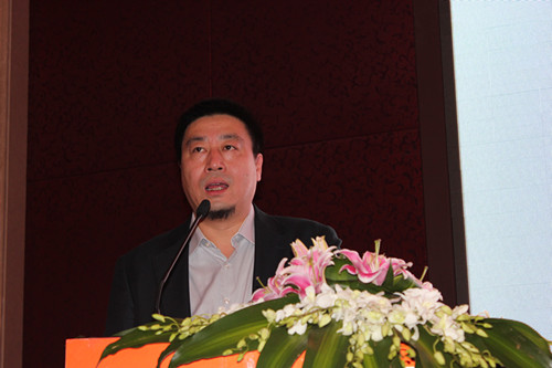 九洲远景商业管理机构董事长  王敬