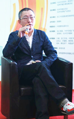 喜悦滑冰场王品石