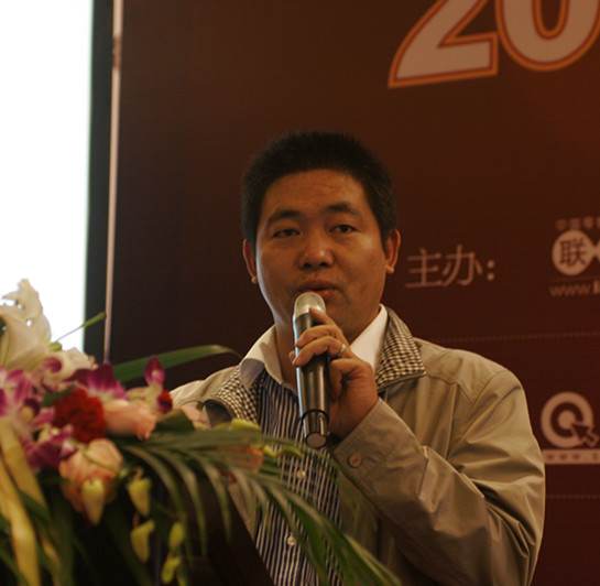 衣之家 衣之家百货开发总监 雷伟